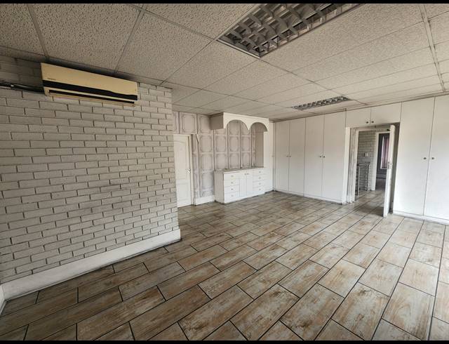 546M² WAREHOUSE TO LET IN WADEVILLE